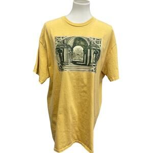 Hand Printed Mens XL Upcycled Architecture Columns Castle Short Sleeve Tee Shirt